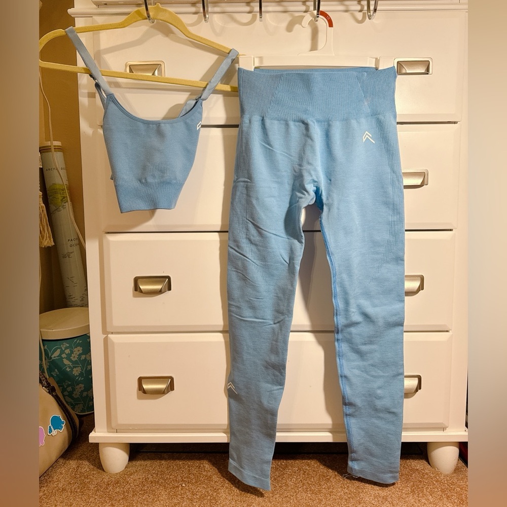 Oner Active Light Blue Seamless Leggings and Sports RazorBack Bra Set